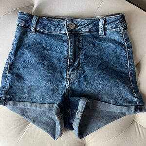 H&M “divided” hi-waisted dark blue denim jean shorts- Size 4